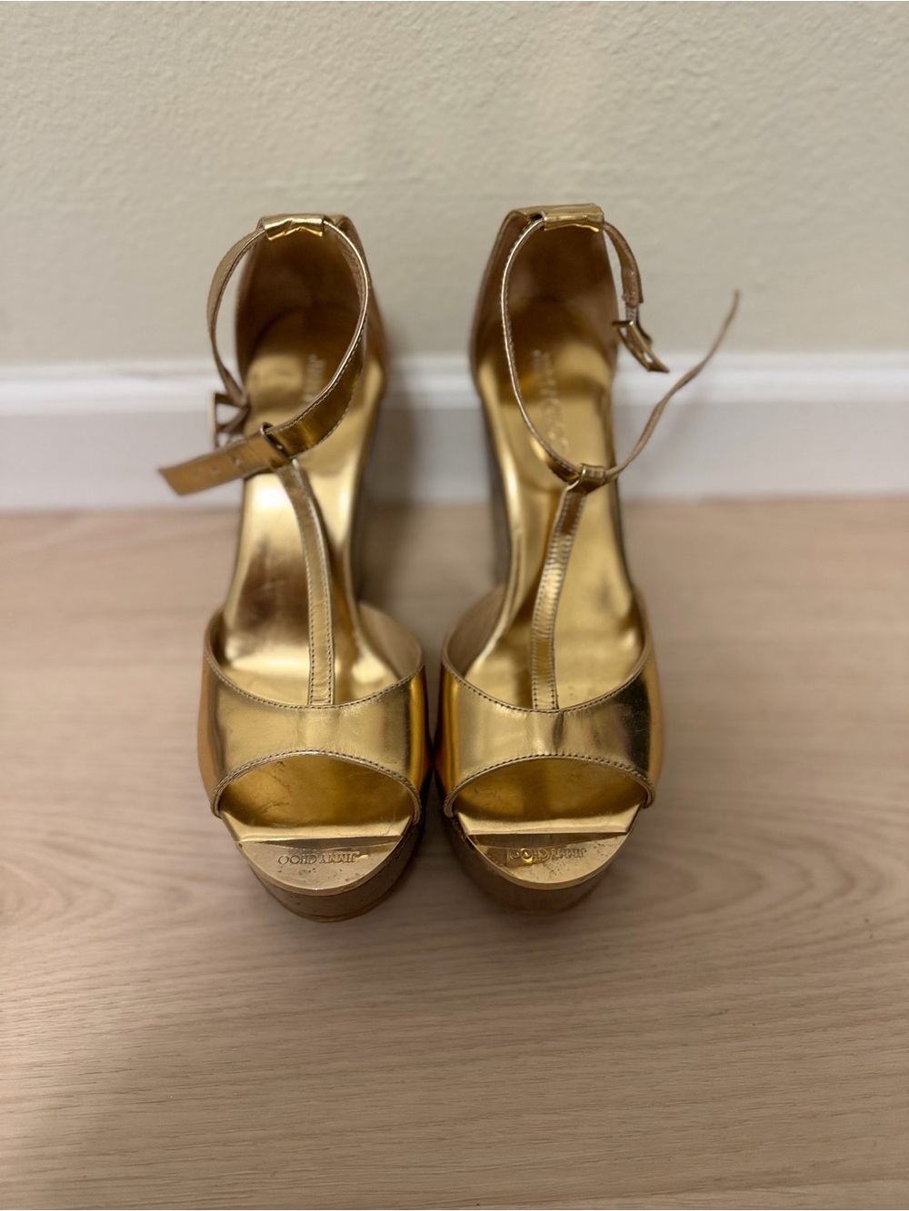 Jimmy Choo-Gold Women’s T-Strap Platform Sandals -